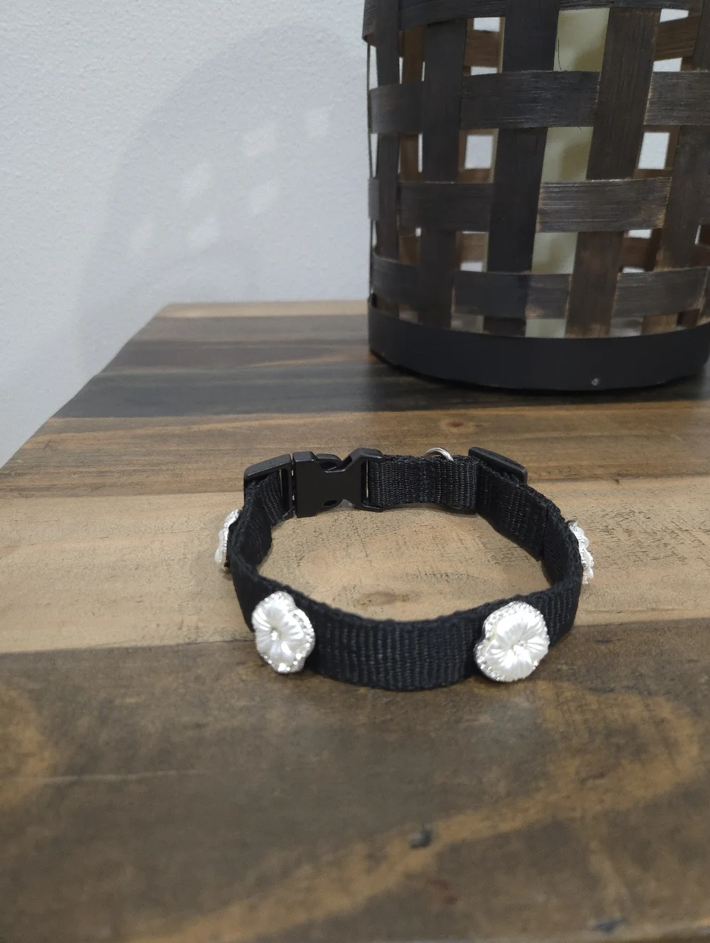 NEW! Luxury Rhinestone Camelia Flower Collar